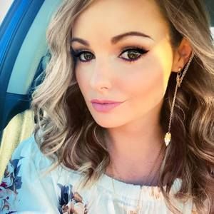 Meet your Posher, Chelsey